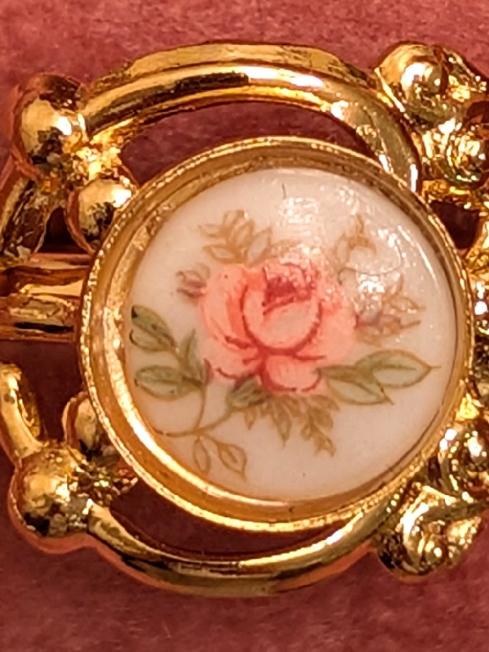 Vintage New Old stock Gold-Tone Adjustable Ring with Floral Porcelain Inlay